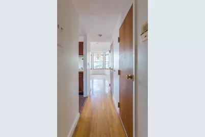21 Charter Street #202, Boston, MA 02113 - Photo 3