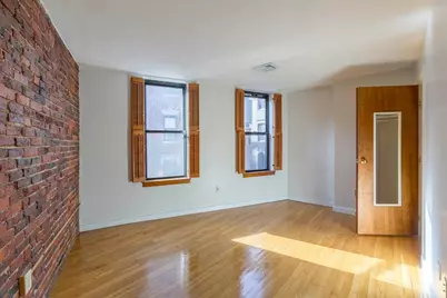21 Charter Street #202, Boston, MA 02113 - Photo 11