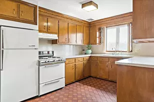 63 Eschol St, Swansea, MA 02777 - Photo 11