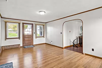 63 Eschol Street, Swansea, MA 02777 - Photo 5