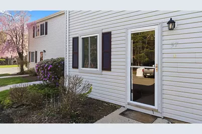 168 Hart St #57, Taunton, MA 02780 - Photo 5