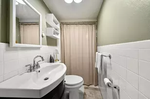 10 Henchman St, Boston, MA 02113 - Photo 11