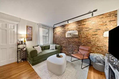 10 Henchman St #2R, Boston, MA 02113 - Photo 3