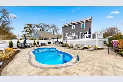 17 Lenox Ave, Saugus, MA 01906 - Photo 1