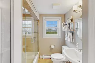 17 Lenox Ave, Saugus, MA 01906 - Photo 13