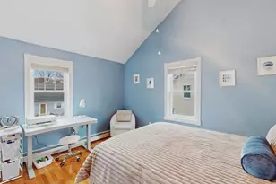 17 Lenox Ave, Saugus, MA 01906 - Photo 11