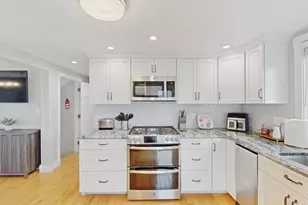 17 Lenox Ave, Saugus, MA 01906 - Photo 7