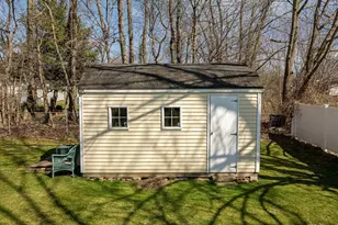 992 Lees River Ave, Somerset, MA 02726 - Photo 5