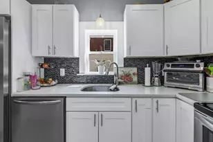 6 Pearl St, Salem, MA 01970 - Photo 9