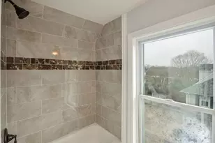 9 Cottage Ct, Middleborough, MA 02346 - Photo 3