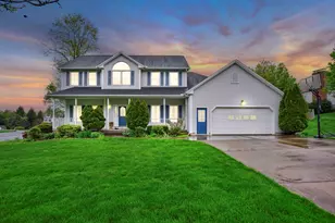 46 Gloria Dr, Westfield, MA 01085 - Photo 1