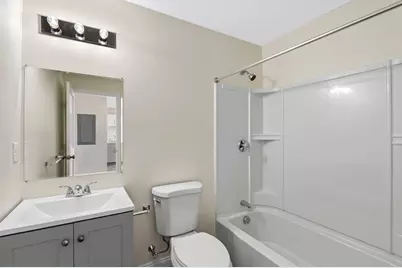 472 Essex Street #204, Lynn, MA 01902 - Photo 5