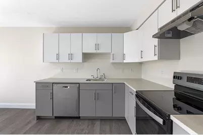 472 Essex Street #406, Lynn, MA 01902 - Photo 3
