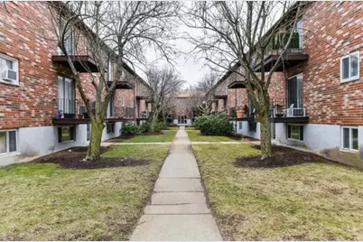 22 Westgate #3, Boston, MA 02467 - Photo 3