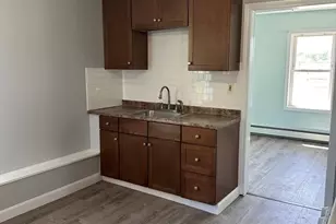 38 Taunton Ave, Seekonk, MA 02771 - Photo 3