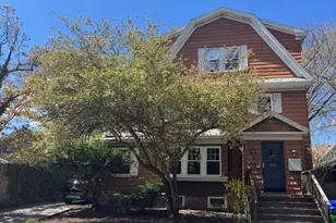 109 Rockview St, Boston, MA 02130 - Photo 15