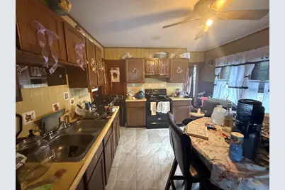 119-121 Middlesex St, Springfield, MA 01109 - Photo 17