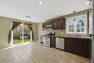 262 Stevens St, Fall River, MA 02721 - Photo 9