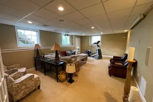 4 Broadleaf Cir, East Longmeadow, MA 01028 - Photo 7