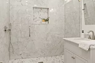 21 Vista St, Melrose, MA 02176 - Photo 23