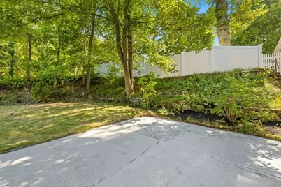 21 Vista St, Melrose, MA 02176 - Photo 41