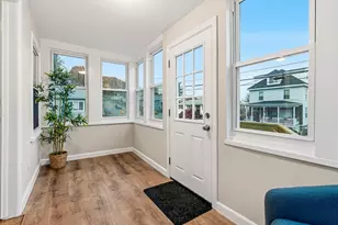 22 Walnut St, Revere, MA 02151 - Photo 7