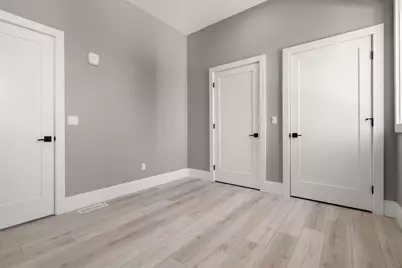 26 Wilson Cir #26, Newton, MA 02461 - Photo 9