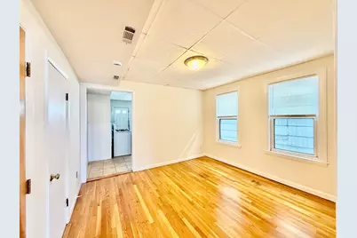724 Cambridge St #3, Cambridge, MA 02141 - Photo 3