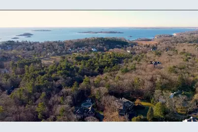 2 Orchard Lane, Manchester by the Sea, MA 01944 - Photo 3