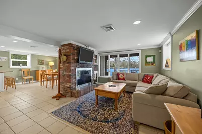100 Lakeview Blvd, Plymouth, MA 02360 - Photo 9