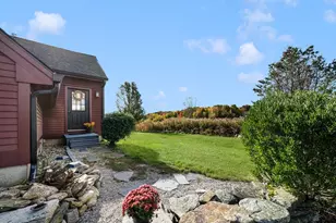 318 Sutton St, Uxbridge, MA 01569 - Photo 1