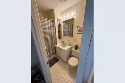 68 Myrtle #10, Boston, MA 02114 - Photo 3