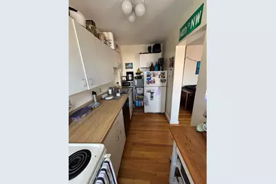 68 Myrtle #10, Boston, MA 02114 - Photo 11