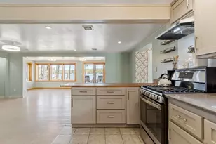 167 Townsend Harbor Rd, Lunenburg, MA 01462 - Photo 17