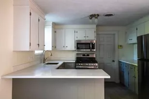 106 Vallette St, Cranston, RI 02920 - Photo 9