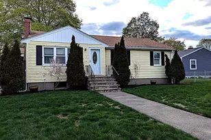 1 Douglas St, Peabody, MA 01960 - Photo 1
