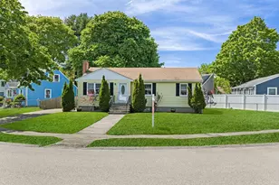 1 Douglas St, Peabody, MA 01960 - Photo 31