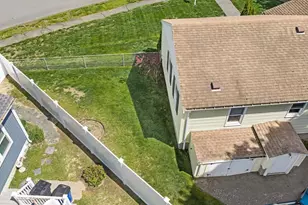 1 Douglas St, Peabody, MA 01960 - Photo 29