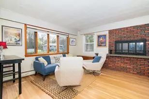 4 Park Dr, Holbrook, MA 02343 - Photo 7