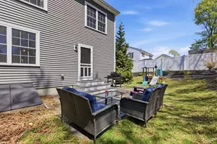 7 Spring Ct, Woburn, MA 01801 - Photo 39