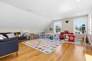 7 Spring Ct, Woburn, MA 01801 - Photo 31