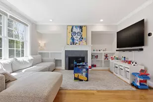 7 Spring Ct, Woburn, MA 01801 - Photo 13