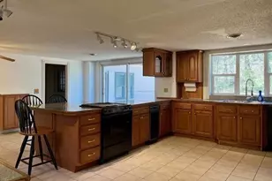 79 West St, Granby, MA 01033 - Photo 15