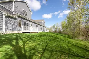 707 Southwood Ln, Clinton, MA 01510 - Photo 29