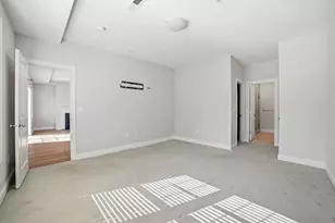707 Southwood Ln, Clinton, MA 01510 - Photo 11