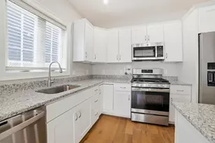 707 Southwood Ln, Clinton, MA 01510 - Photo 5