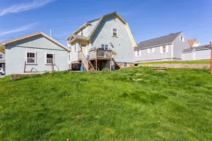 203 Hooper St, Tiverton, RI 02878 - Photo 3