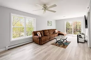 12 Hyannis Pl, Worcester, MA 01604 - Photo 3