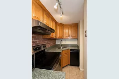 315 Beacon St #5, Boston, MA 02116 - Photo 13