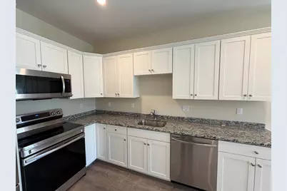 85 Lowell St #1, Peabody, MA 01960 - Photo 7